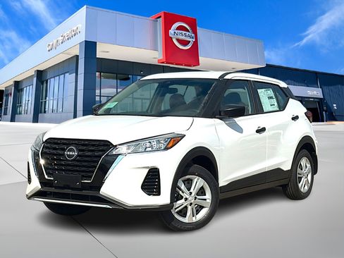 New 2025 Nissan Kicks Play S image 1