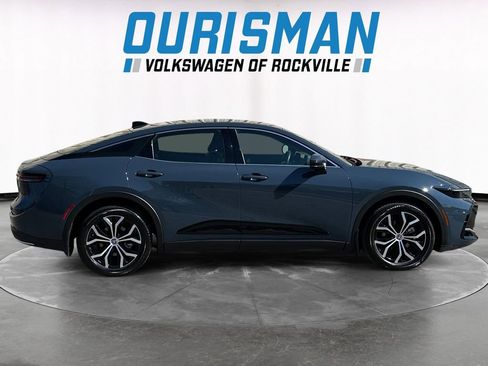 Used 2025 Toyota Crown XLE image 7