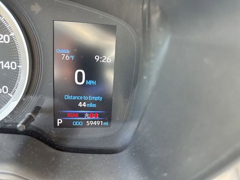 Used 2022 Toyota Corolla Cross LE FWD image 20