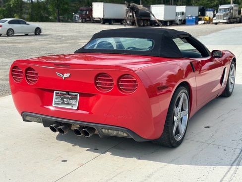 Used 2005 Chevrolet Corvette Convertible RWD image 4