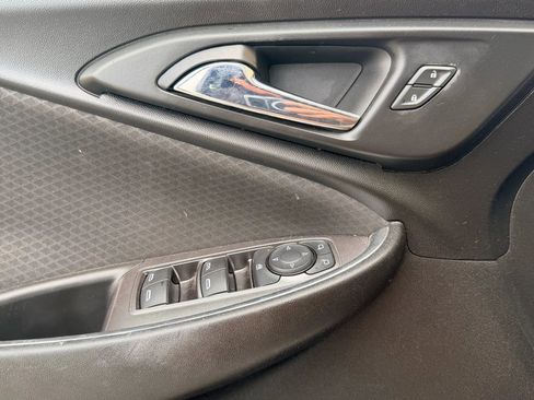 Used 2020 Chevrolet Malibu LT image 14