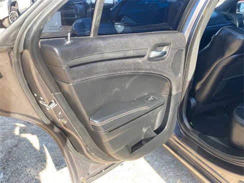 Used 2015 Chrysler 300 S image 15