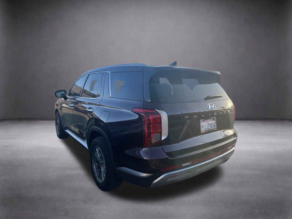 Certified 2024 Hyundai Palisade SEL FWD image 7