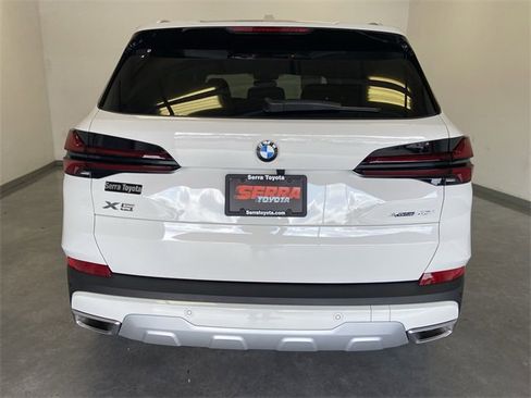 Used 2025 BMW X5 xDrive40i w/ Premium Package image 16