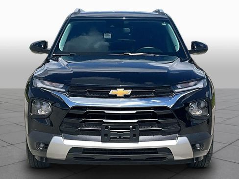 Used 2023 Chevrolet TrailBlazer LT FWD image 3