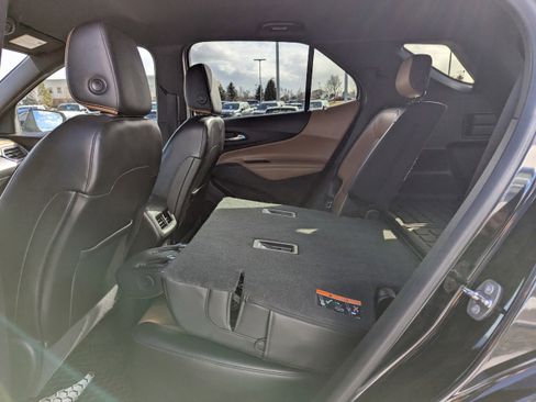 Used 2018 Chevrolet Equinox Premier w/ Infotainment II Package AWD/4WD image 28