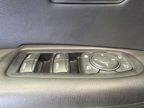 Used 2019 Cadillac XT5 Luxury FWD image 19