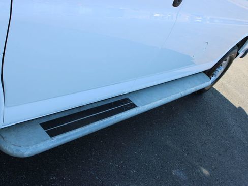 Used 2024 Chevrolet Express 2500 w/ Driver Convenience Package image 18