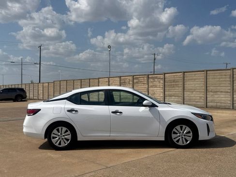 Certified 2024 Nissan Sentra S FWD image 26