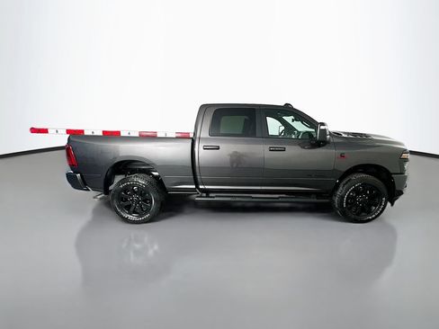 New 2026 RAM 2500 Laramie AWD/4WD image 8