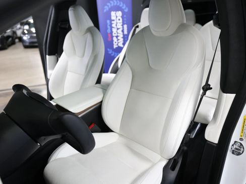 Used 2022 Tesla Model X AWD/4WD image 25
