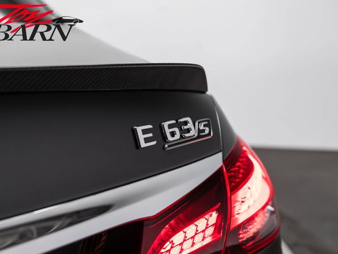 Used 2023 Mercedes-Benz E 63 AMG S image 15