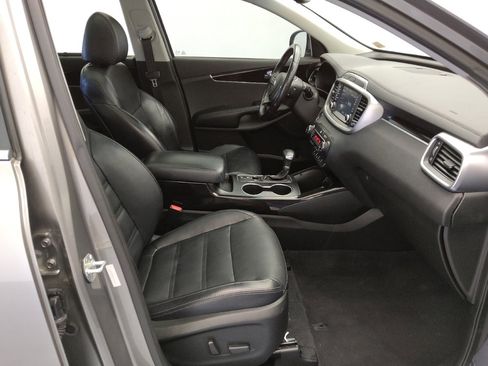 Used 2019 Kia Sorento EX w/ EX Touring Package image 21
