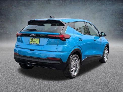 New 2027 Chevrolet Bolt LT FWD image 4
