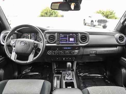 Used 2023 Toyota Tacoma TRD Off-Road AWD/4WD image 12