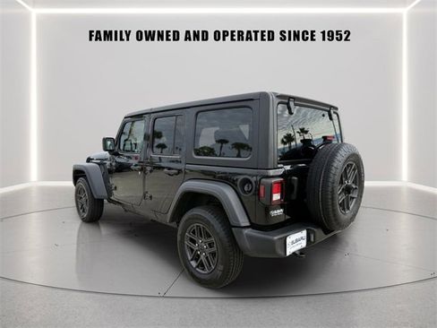 Used 2024 Jeep Wrangler Sport S image 4
