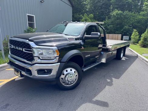 Used 2022 RAM 5500 SLT w/ Quick Order Package 2YG SLT AWD/4WD image 1