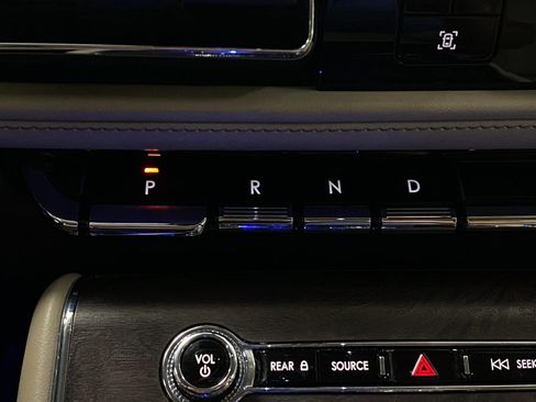 Used 2021 Lincoln Aviator Reserve w/ Equipment Group 201A image 28