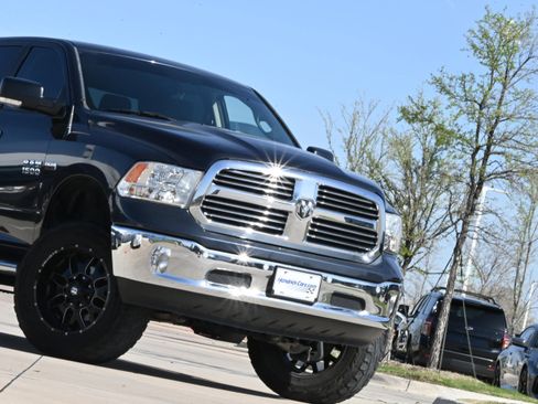 Used 2017 RAM 1500 Big Horn image 5