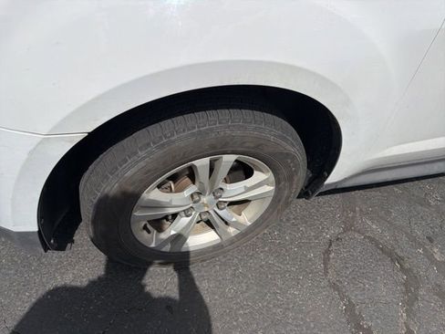 Used 2015 Chevrolet Equinox LS AWD/4WD image 17