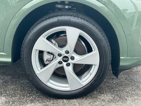 Used 2025 Audi Q5 Premium Plus w/ Premium Plus AWD/4WD image 42