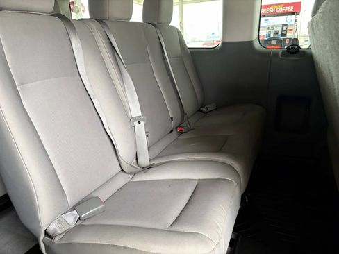 Used 2016 Nissan NV 3500 SV image 20