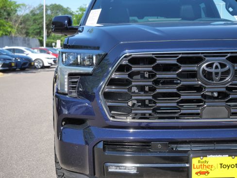 Certified 2024 Toyota Sequoia Platinum AWD/4WD image 16