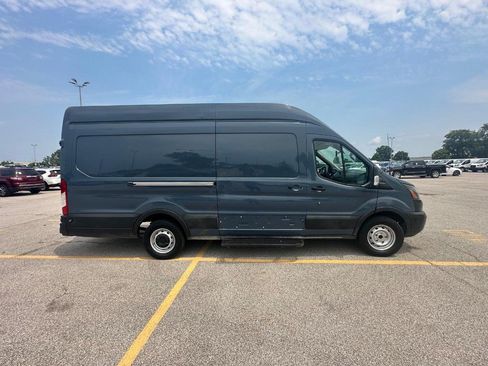 Used 2019 Ford Transit 250 148 High Roof Extended RWD image 2