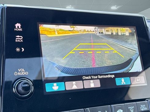 Certified 2024 Honda Odyssey Elite image 23