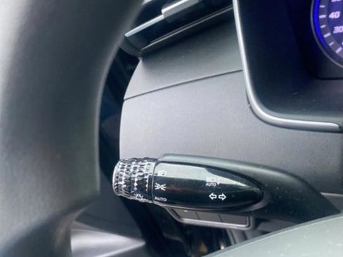 Used 2022 Hyundai Santa Cruz SEL image 16