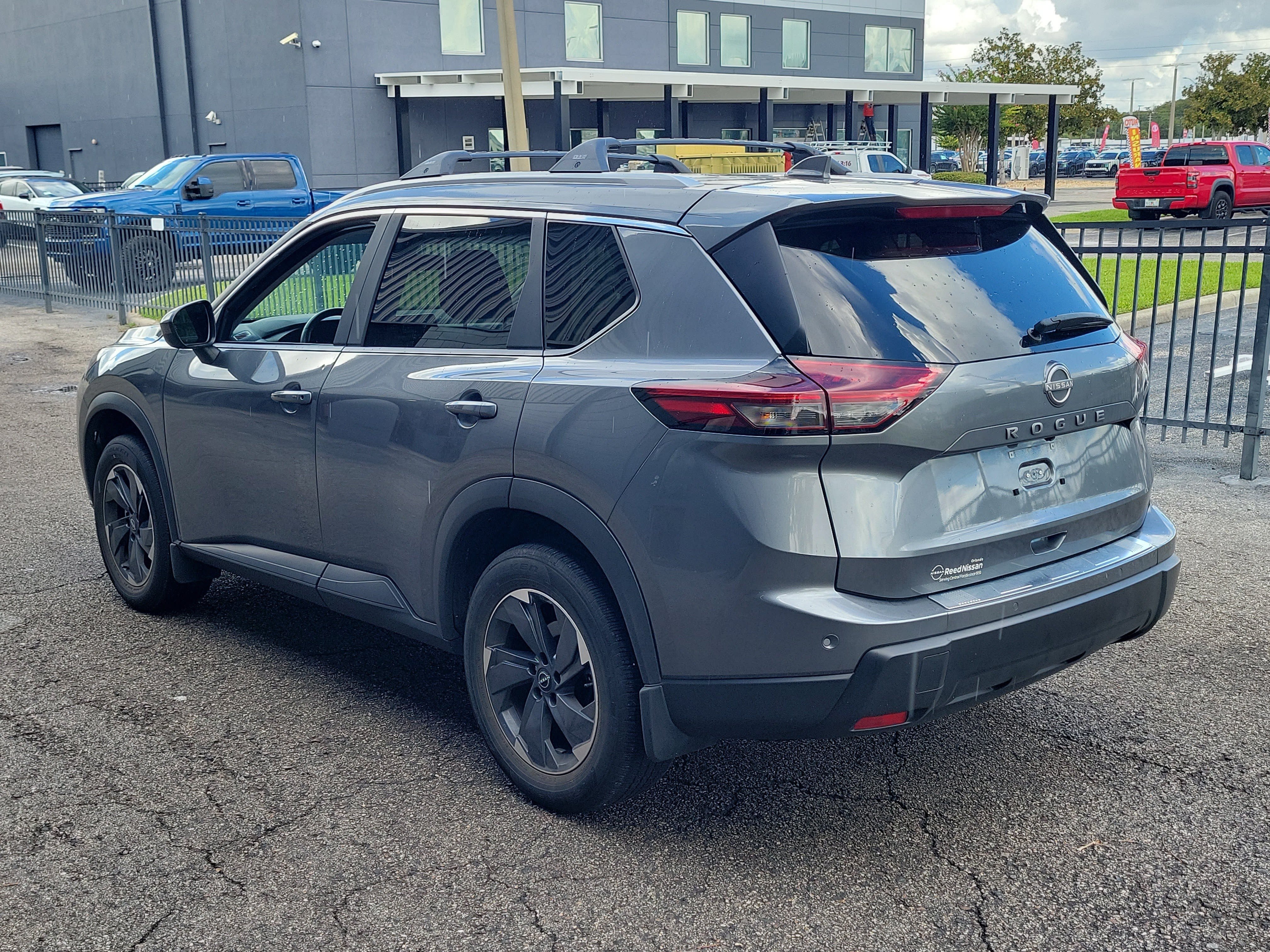 Certified 2025 Nissan Rogue SV w/ SV Premium Package FWD image 8