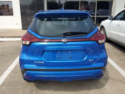 Used 2024 Nissan Kicks SR FWD image 7