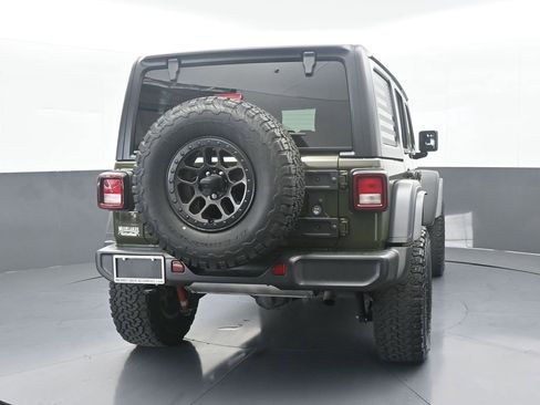 Used 2022 Jeep Wrangler Unlimited Sport image 5
