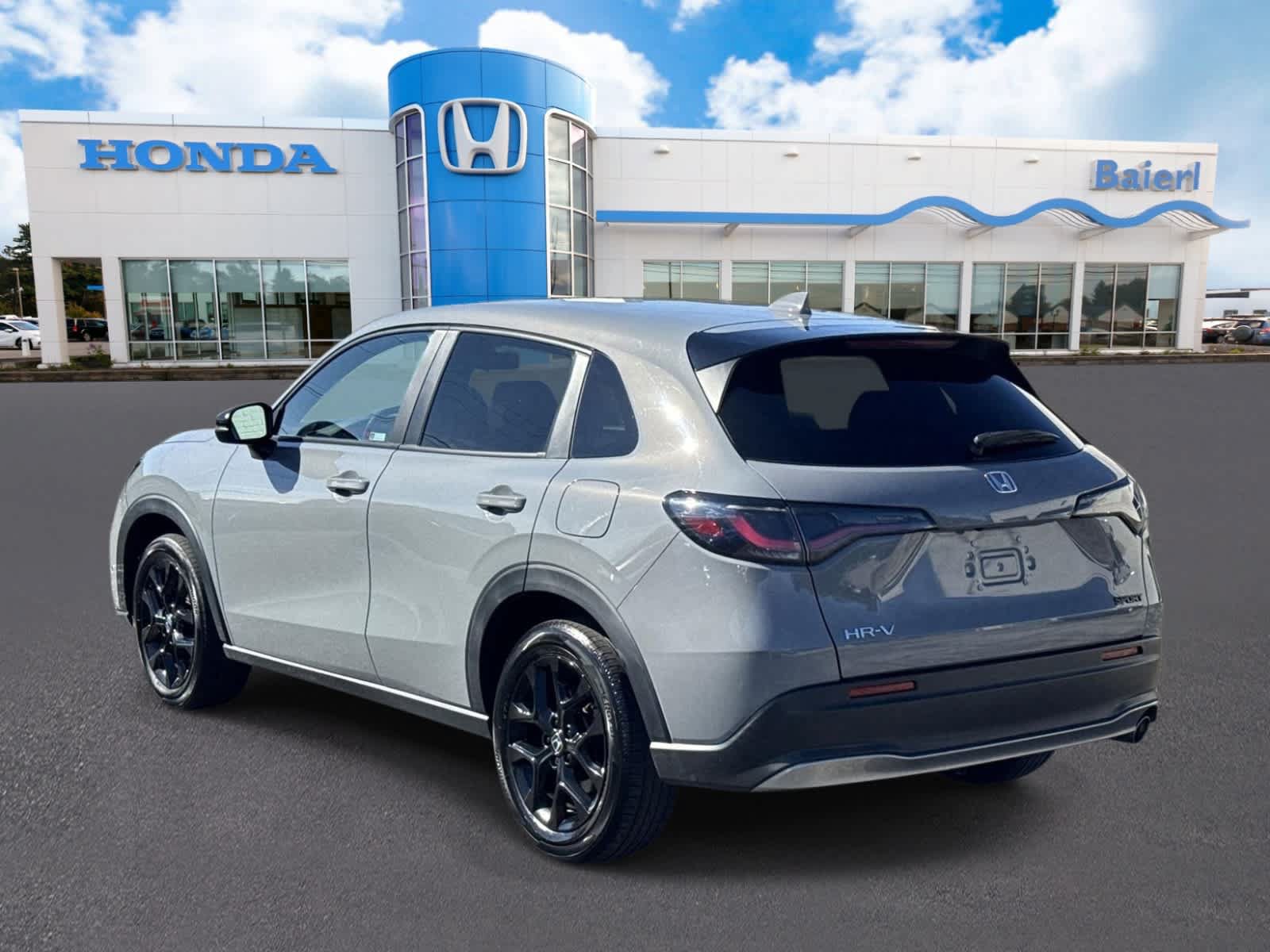 Used 2024 Honda HR-V Sport image 3