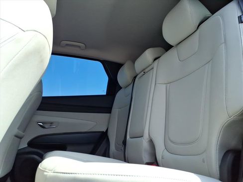 Certified 2025 Hyundai Tucson SEL image 16