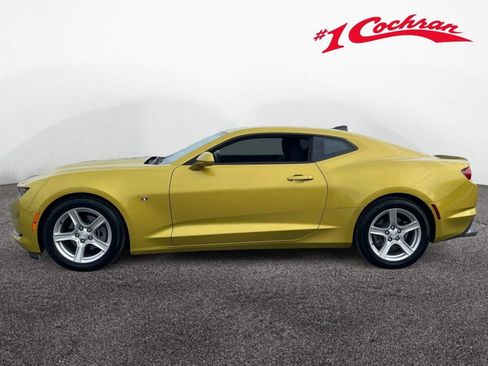 Used 2024 Chevrolet Camaro LT image 4