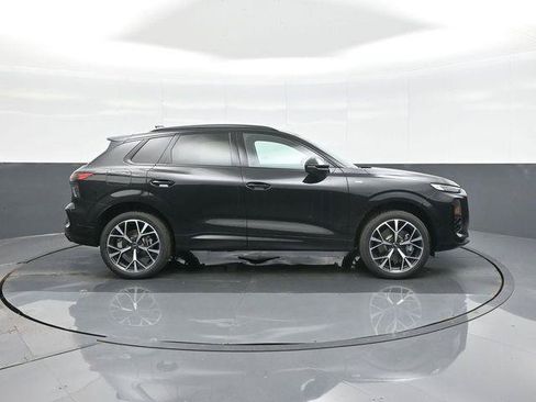 New 2026 Audi Q3 quattro 2.0T AWD/4WD image 8
