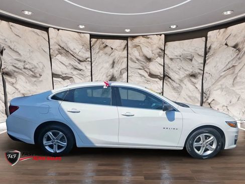 Used 2023 Chevrolet Malibu LS FWD image 5
