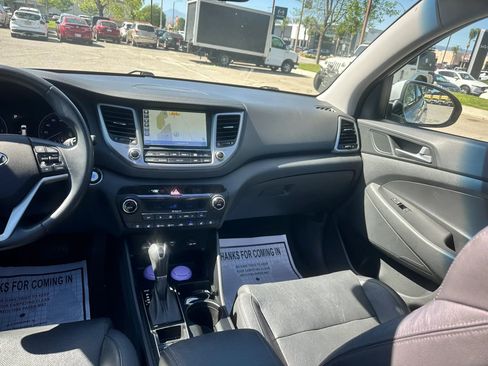 Used 2016 Hyundai Tucson Limited w/ Option Group 03 image 22