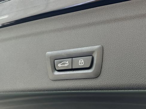 Used 2025 BMW X6 xDrive40i image 28