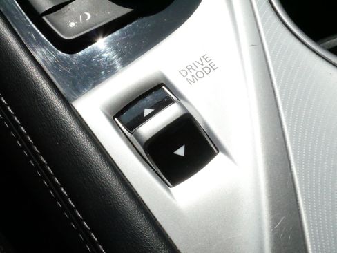 Used 2020 INFINITI Q50 Luxe AWD/4WD image 26