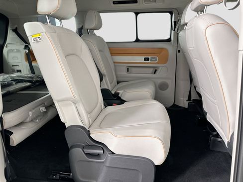 New 2025 Volkswagen ID. Buzz 1st Edition image 26