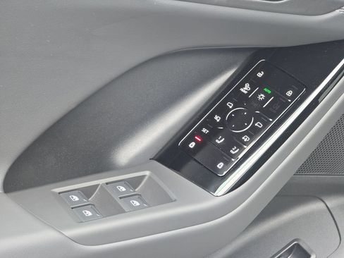 New 2027 Audi SQ6 e-tron Premium Plus AWD/4WD image 20
