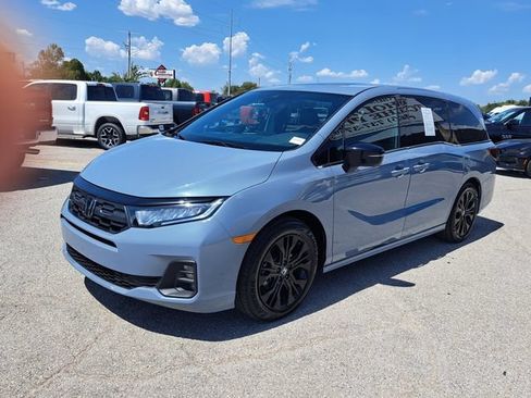 Used 2025 Honda Odyssey Sport-L image 4