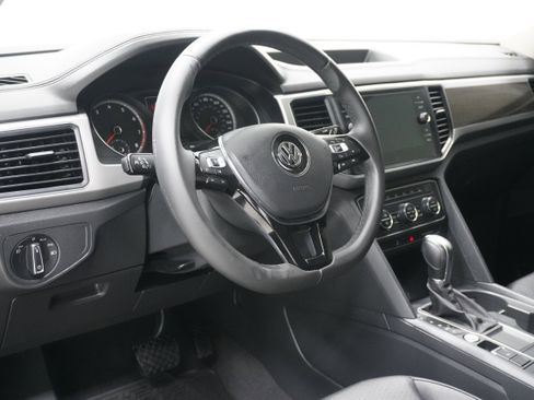 Used 2018 Volkswagen Atlas SE FWD image 11