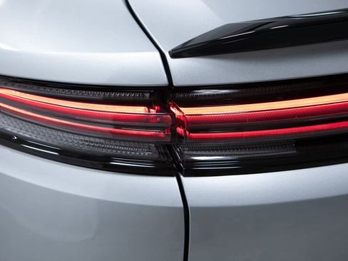 Certified 2025 Porsche Cayenne Turbo image 35