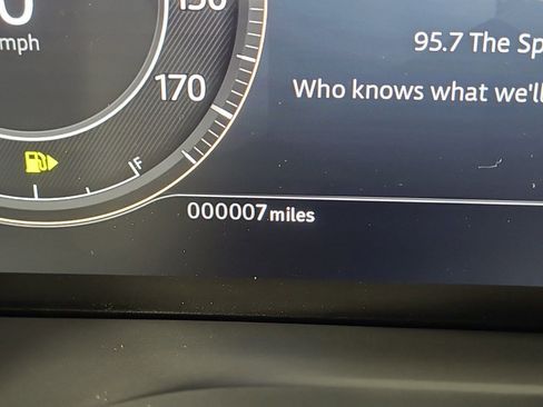 Used 2024 Jaguar XF R-Dynamic SE image 16