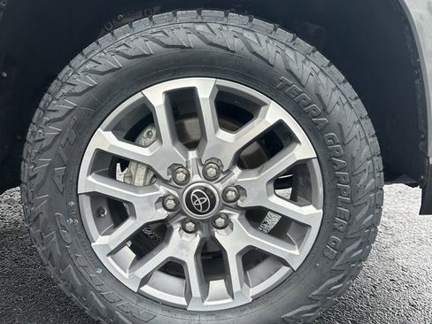 Used 2023 Toyota Tundra 1794 Edition image 7