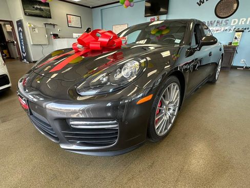 Used 2016 Porsche Panamera GTS image 5