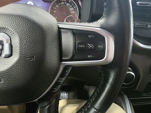 Used 2022 RAM 1500 Big Horn AWD/4WD image 38